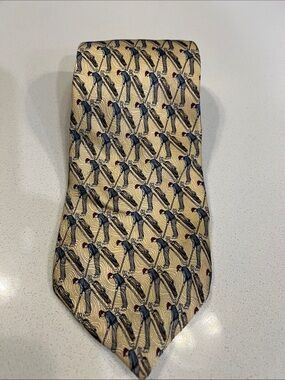Silk Golf Motif Tie in Light Gold